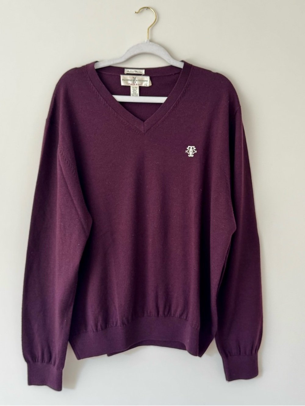 Vintage Fairway & Greene V Neck Wool Sweater w/ Country Club Logo, Maroon – XL